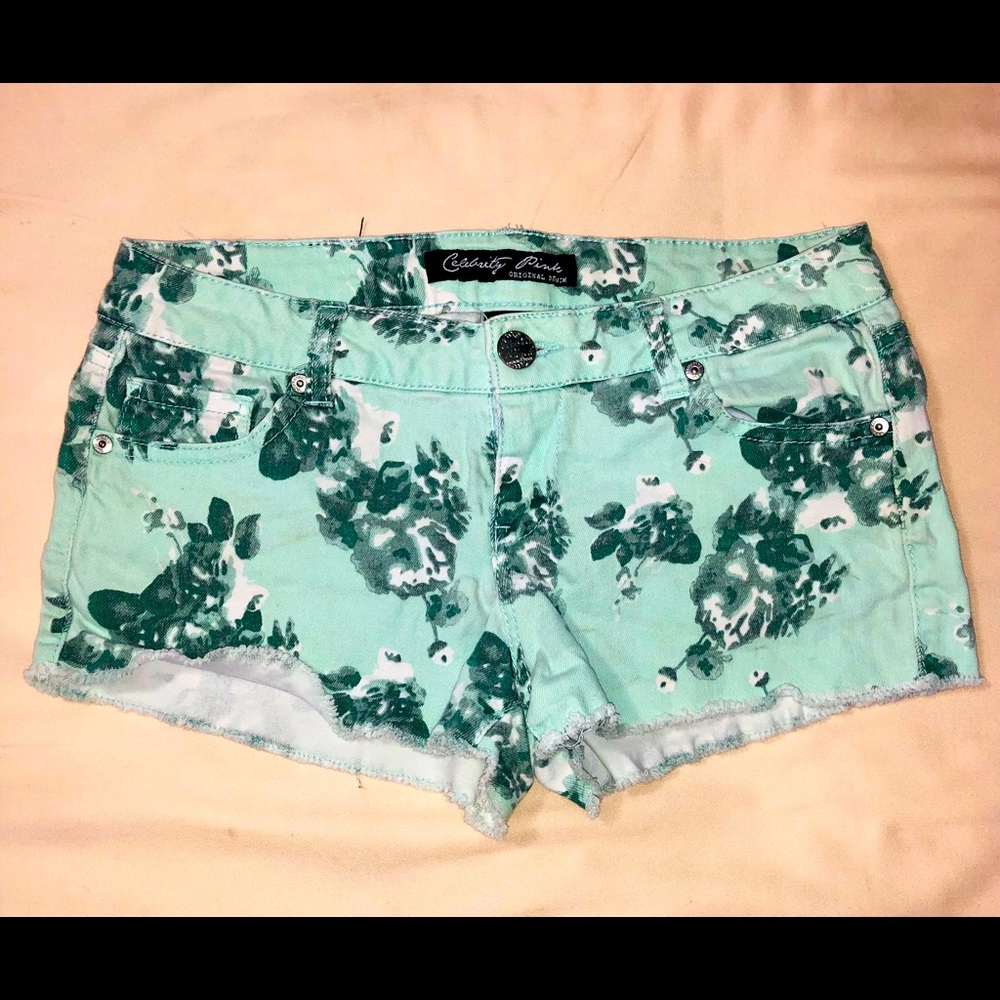 Shorts 3 FOR $20! Celebrity Pink Green Floral Frayed Shorts Sz 7